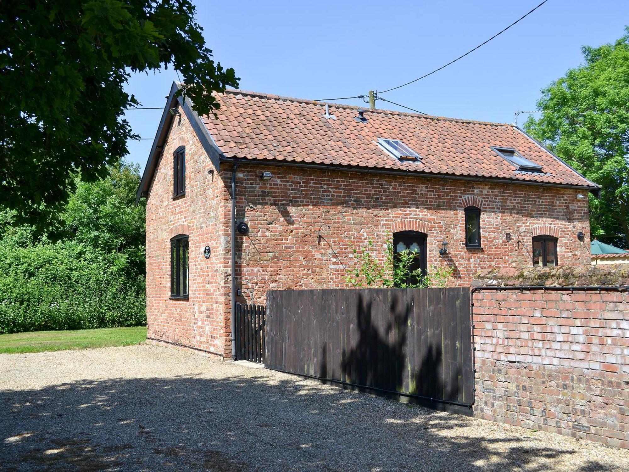 The Cottage Great Ellingham Exterior photo